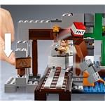 Lego Minecraft 21155 Creeperův důl7