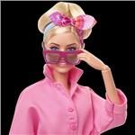 Barbie v růžovém filmovém overalu5