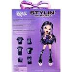 Bratz Stylin' Birthdayz Jade Fashion Panenka s přizpůsobitelným tričkem a doplňky2