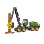 Farmer - kombajn John Deere 127OG z 1 kłodą drewna2