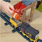 Zestaw konstrukcyjny Fisher Price Thomas &amp; Friends Diesel s Lift &amp; Load JBW205