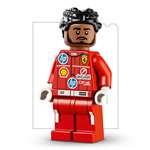 Kask Lewisa Hamiltona od Scuderia Ferrari HP6