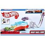 Hot Wheels Action - kaskaderski zestaw wyścigowy z platformą do skoków GJL151
