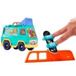 Hot Wheels Skate Van JGG912