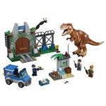 Lego Juniors 10758 Jurassic World Útěk T. rexe1