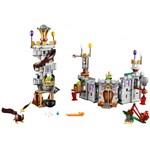 LEGO Angry Birds 75826 Hrad krále Prasete1