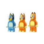  LEGO Bluey 11202 Bluey a rodinný výlet autem na pláž2