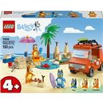  LEGO Bluey 11202 Bluey a rodinný výlet autem na pláž9