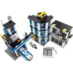 LEGO City 60141 Policejní stanice4