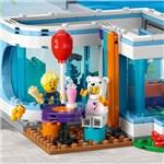 LEGO® City 60363 Obchod se zmrzlinou9