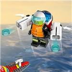 Lego City 60373 - Hasičská záchranná loď a člun6