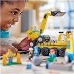 LEGO City 60391 Vozidla ze stavby a demoliční koule7