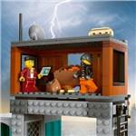 LEGO® City 60417 Policejní rychlý motorový člun a úkryt zločinců5