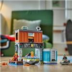LEGO® City 60417 Policejní rychlý motorový člun a úkryt zločinců7