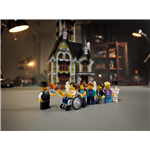 LEGO Creator 10273 Strašidelný dům na pouti4