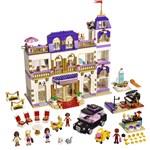 Lego Friends 41101 - Hotel Grand v městečku Heartlake1