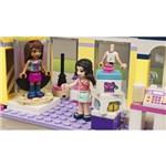 LEGO Friends 41427 Emma a její obchod s oblečením7