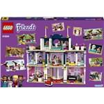 LEGO Friends 41684 Hotel v městečku Heartlake2