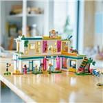 Lego Friends 41731 - Mezinárodní škola v městečku Heartlake4