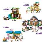 Lego Friends 42695 Přívěs s koněm a hříbětem8