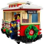 LEGO Icons 10308 Vánoce na hlavní ulici4