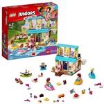 LEGO Juniors 10763 Stephanie a její dům u jezera1