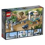 Lego Jurassic World 75937 Triceratopsovo běsnění2