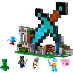 Lego Minecraft 21244 - Rytířská základna1