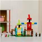 LEGO Minecraft 21282 Papouščí domy4