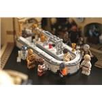 LEGO Star Wars 75290 Kantýna Mos Eisley8