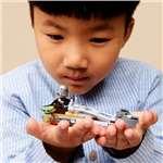 Lego Star Wars 75436 Mandalorian a Grogu a spídrová motorka5