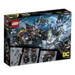 Lego Super Heroes 76118 Mr. Freeze™ vs. Batman na Batmotorce™3