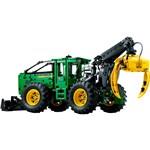 Lego Technic - 42157 Lesní traktor John Deere 948L-II1