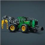 Lego Technic - 42157 Lesní traktor John Deere 948L-II5