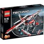 LEGO Technic 42040 Požární letoun1