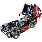 LEGO Technic 42041 Závodní Truck1