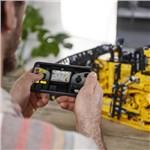 LEGO Technic 42131 Buldozer Cat D11 ovládaný aplikací 7