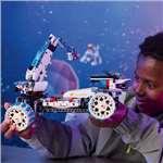 LEGO® Technic 42211 Łazik księżycowy Lunar Outpost™8