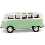 Maisto - Volkswagen Van ""Samba"" zeleno/krémová 1:257