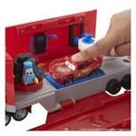 Mattel - Disney Cars Transforming Mack Playset6