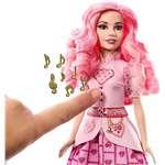 Mattel Disney Descendants: Vzestup Rudé Panenka Bridget zpívá "Shuffle of Love" v angličtině1