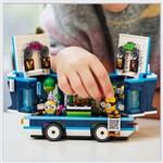 Mimoni a hudobný párty autobus6