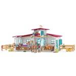 Schleich 42567 Jezdecké centrum u jezera1