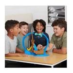Spin Master - Monster Jam Megalodon Loop Of Doom Stunt Playset8