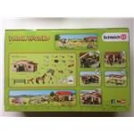 SCHLEICH 42195 Stáj s koňmi a příslušenství2