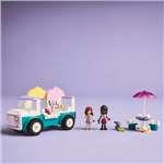 Zmrzlinářské auto v městečku Heartlake5